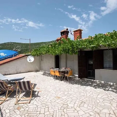 In Ledenice, Novi Vinodolski 40868