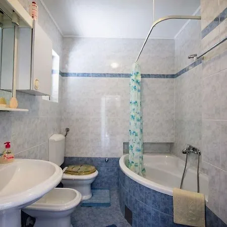 In Ledenice, Novi Vinodolski 40868