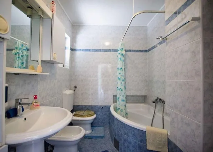 In Ledenice, Novi Vinodolski 40868