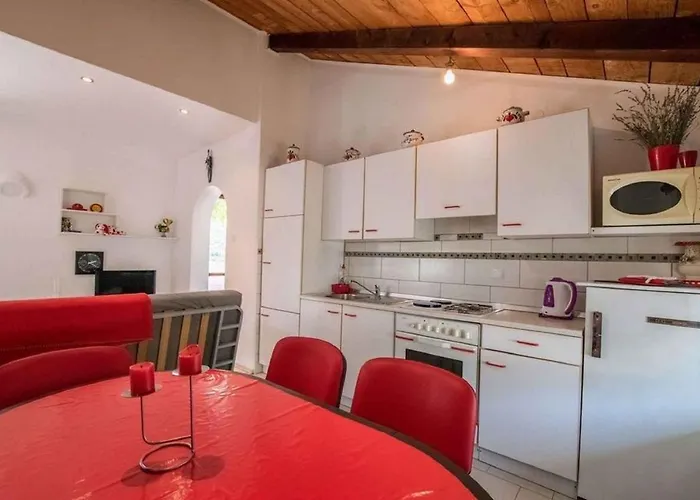 In Ledenice, Novi Vinodolski 40868 Διαμέρισμα Ledenice
